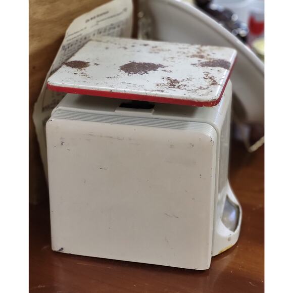 Vintage Scale "Maid of Honor Scale" 25lb Tabletop Scale, Farmhouse Kitchen Decor - Picture 6 of 10